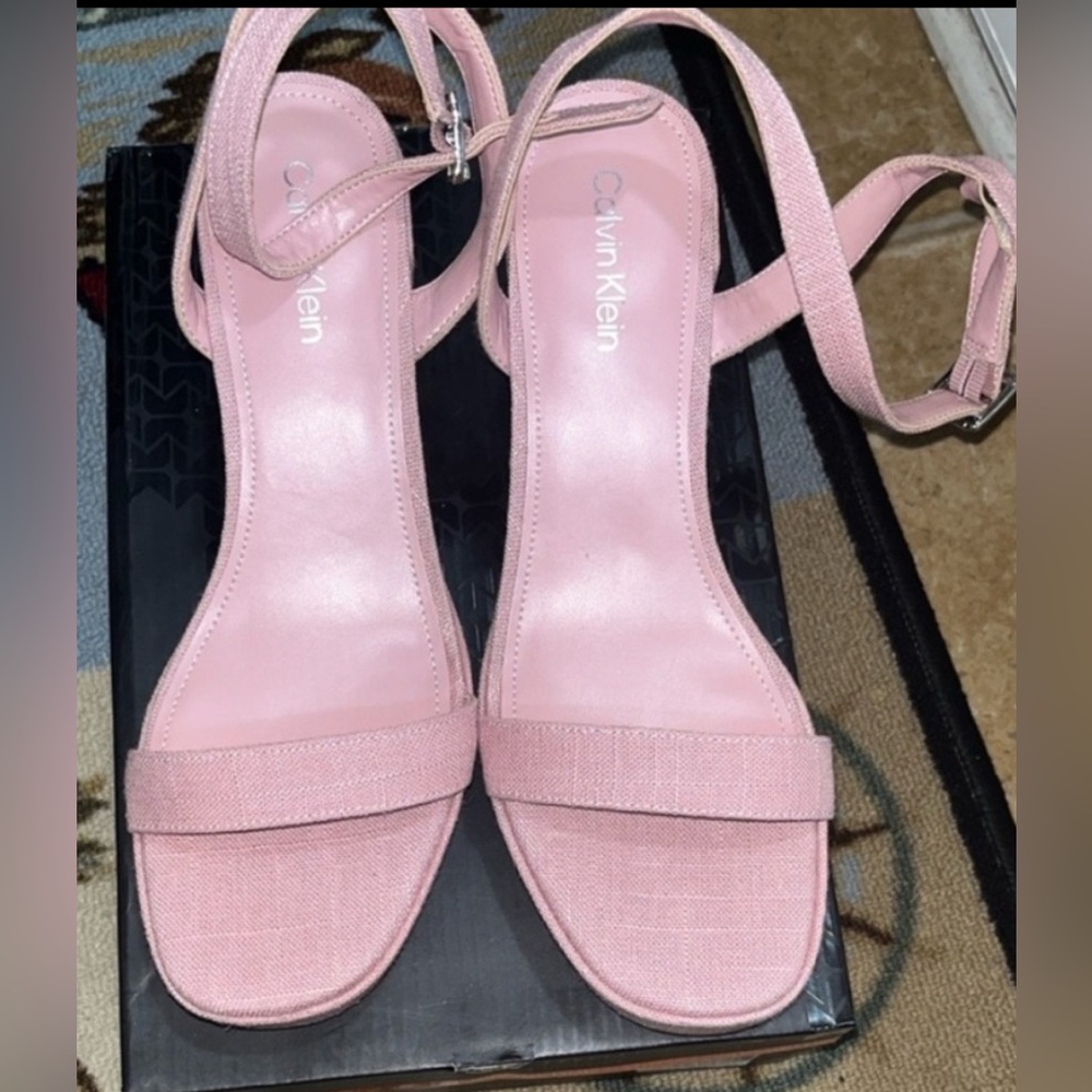 Like New Calvin Klein Suede Dark Pink High Heels Style KCLALAH2. - Picture 5 of 17
